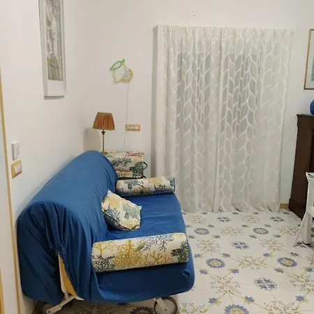 Apartment Sweetness & Pool Sorrento